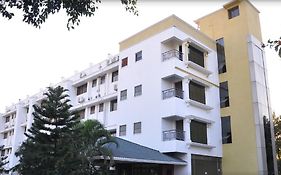 Gayathri Hotel Tirupur 2*